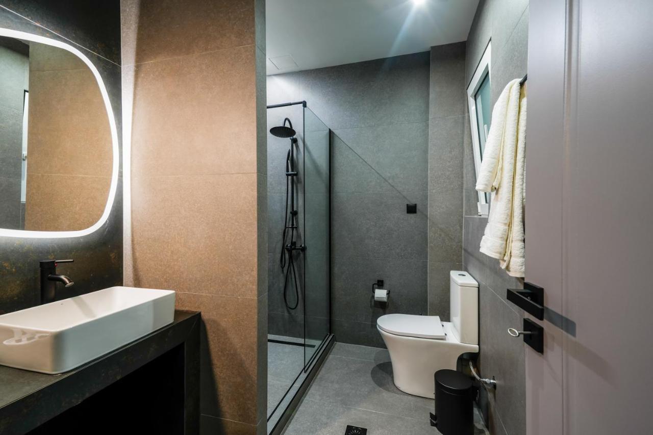 Casa Divinus Suites Athens Exterior photo